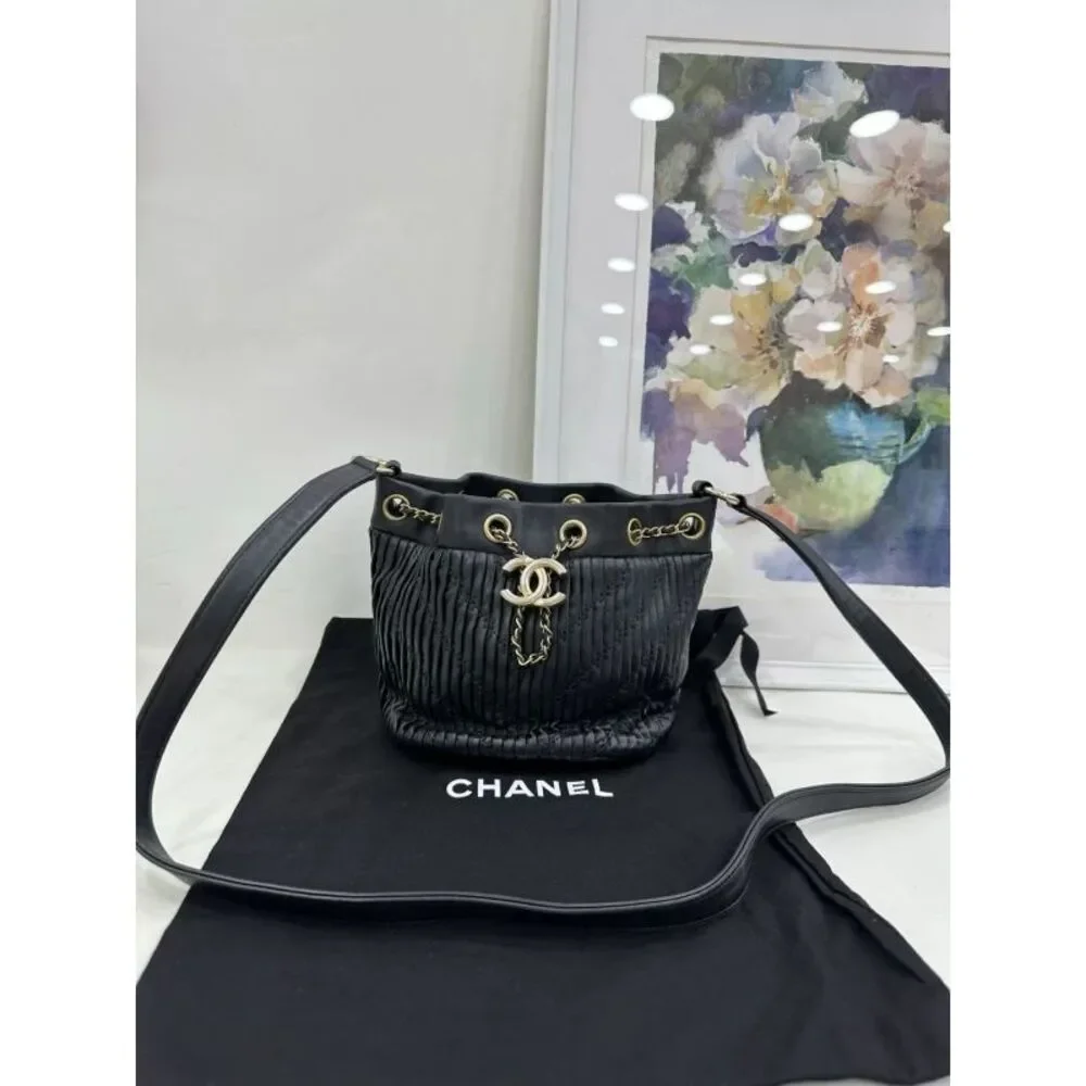 Chanel Women Pre-Loved Bag Very Good Condition